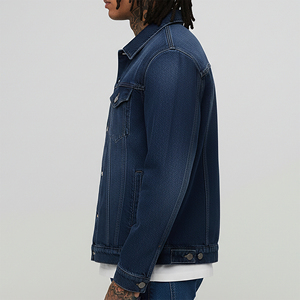 เสื้อแจ็คเก็ตยีนส์วินเทจผู้ชายสั่งทำขายส่ง บริการ OEM ปักโลโก้ด้านหน้า ติดกระดุม ยาว สวมใส่สบายในฤดูหนาว ระบายอากาศได้ดี กันลม บุขนสัตว์ - Product Image 4