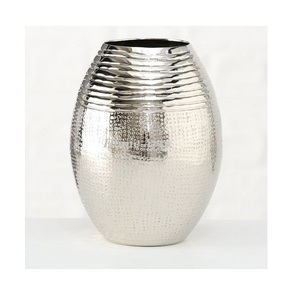 Jarrón Decorativo de Aluminio de Diseño Clásico con Calidad Premium, Tamaño y Forma Personalizados para Mesa - Product Image 4