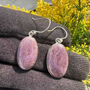 Boucles d'oreilles pendantes en argent sterling faites à la main avec purpurite, bijoux en pierres précieuses naturelles, cadeau pour femme, élégantes boucles d'oreilles pendantes - Product Image 3