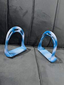Étriers d'équitation anglais en aluminium bleu ciel, accessoires de selle, personnalisables OEM, 12 cm, équestres - Product Image 6
