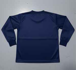 เสื้อกีฬาแขนยาวโพลีเอสเตอร์ขายส่ง ระบายอากาศได้ดี ซับเหงื่อ เหมาะสำหรับวิ่ง - Product Image 2