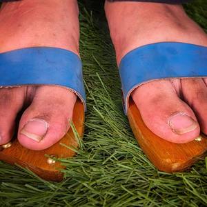 Pantuflas de Madera Khadaun Paduka Hechas a Mano, Calzado Tradicional Unisex para Meditación, Yoga, Templo, Venta al por Mayor, 2 Piezas, Todas las Temporadas - Product Image 4
