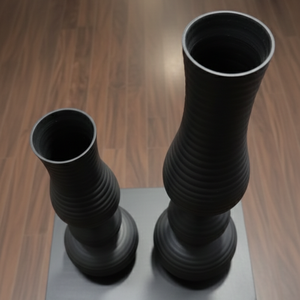 Ensemble de 2 vases à fleurs noirs mats, texturés horizontalement, style totem, vases en porcelaine modernes et hauts, décoration de table pour la maison - Product Image 2