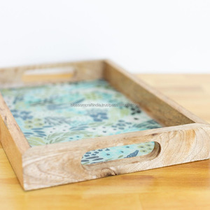 Bandeja Artesanal de Madera de la Mejor Calidad, Duradera, Ecológica, para Servir, Decorativa, para Uso en el Hogar y la Cocina, con Diseño Elegante - Product Image 4