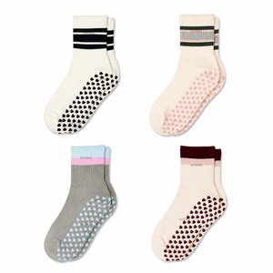 Calcetines Personalizados para Mujer con Diseño de Corazones Antideslizantes, Parte Superior a Rayas, Puño de Spandex/Nylon, Logotipo, Uso Diario, Primavera, Interior - Product Image 1