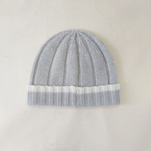 Gorros de invierno holgados personalizados al por mayor con logo, gorros cálidos de invierno con estampado liso, gorros tipo beanie para exteriores, gorros para quimioterapia para mujeres y hombres - Product Image 4