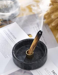 Brûleur d'encens en marbre naturel pour bâtonnets de Palo Santo, porte-bâtonnets d'encens en bois de Palo Santo fait main (noir naturel) - Product Image 2