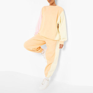 Conjunto Deportivo Clásico de Alta Calidad con Interior Suave y Costuras Resistentes para Uso Prolongado - Product Image 1