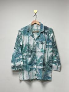Ensemble de pyjama en coton écologique pour femmes, imprimé feuilles de palmier tropicales, chemise à boutons, pantalon à cordon de serrage assorti - Product Image 3