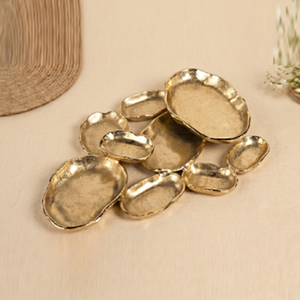 Luxury Gold Finish Metal Serving Tray Platter Set With Organic Shape, Ideal For Appetizers, Desserts, <b>Snacks</b> & Table Decoration - Product Image 2