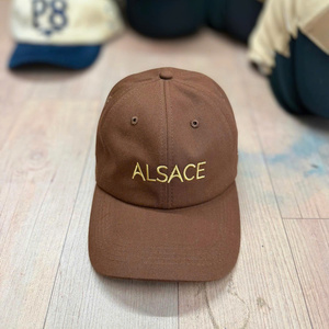 Gorra de Papá con Bordado de Logotipo Personalizado al por Mayor |   Gorra de Béisbol de 6 Paneles, Sin Estructura, de Tela de Sarga de Algodón, con Visera Curva Suave - Product Image 1