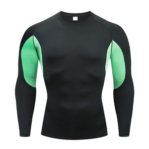 Compression Tops Supplier Flexible <b>Men</b> Compression Shirts Breathable Athletic Sportswear Manufacturer Running Compression Shirt - Product Image 3