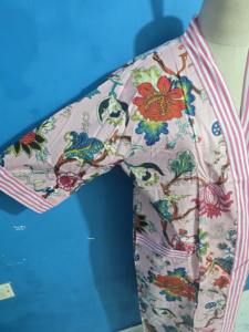 Bata de Baño Unisex de Lujo en Algodón, Elegante Estilo Boho Hippie Romántico con Estampado Floral Rosa, Ropa de Dormir de Invierno para Mujer, Bata de Verano para Damas de Honor - Product Image 2