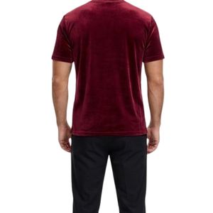 Camiseta de Terciopelo Rojo Oscuro para Hombre, Camiseta de Manga Corta de Terciopelo Suave, Cuello Redondo, Tacto Suave Premium, Ropa de Moda para Invierno - Product Image 2