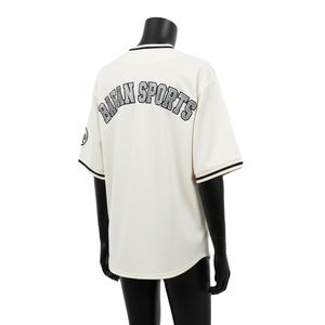 เสื้อเบสบอลหญิง โพลีเอสเตอร์ตาข่ายอินเตอร์ล็อค GSM เนื้อผ้านุ่ม สีขาว ปักโลโก้ตามสั่ง ระบายอากาศได้ดี เสื้อเบสบอลหญิง - Product Image 5