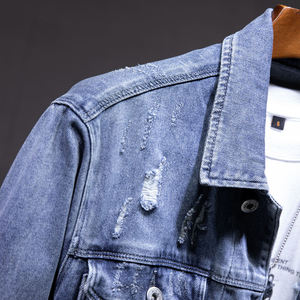 Chaqueta vaquera casual de primavera 2026 para mujer, color caqui azul lavado, estilo crop, manga larga, con remaches y bolsillos. - Product Image 2