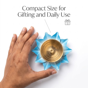 Lámpara de aceite Diya de latón AG Elements, diseño industrial Art Deco, base de loto de 3 pulgadas, luz espiritual decorativa azul alternativa a la vela - Product Image 4