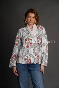 Chaqueta de edredón Kantha Vintage para mujer estilo Kediya Boho Patchwork de talla grande bordado Diseño Reversible precios razonables venta - Product Image 3