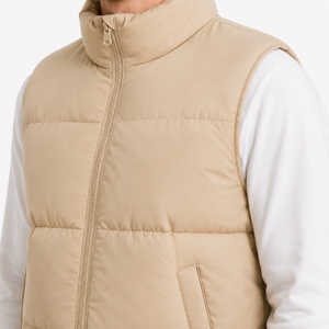 Afronta las mañanas frías con confianza con esta chaqueta tipo chaleco para hombre, diseñada para un aislamiento cálido y un movimiento cómodo al aire libre. - Product Image 6