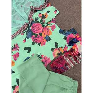 Beau haut pour femme-Ensemble de costume Pent et Dupatta avec impression numérique fantaisie - Product Image 5