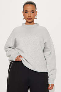 Wholesale Women Mock Neck Sweatshirt Oversized Streetwear Pullover Casual Fashion Apparel Supplier USA Market - Product Image 2