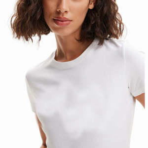 Camiseta Corta para Mujer, Mezcla de Algodón Suave, Informal, Básica de Primavera, Corte Regular, Colores Personalizables, Secado Rápido, Transpirable, Ecológica - Product Image 4