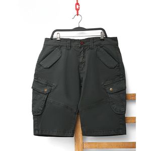 กางเกงขาสั้นคาร์โก้ผ้าแคนวาสลายเรียบหลายกระเป๋าสำหรับผู้ชาย - Product Image 2