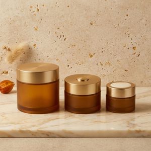 Tarro Cosmético Redondo de PET de 30g 50g 100g 150g 200g 300g, Tarro de Crema de Doble Pared con Cuchara, Fabricante de Fábrica en Vietnam - Product Image 4