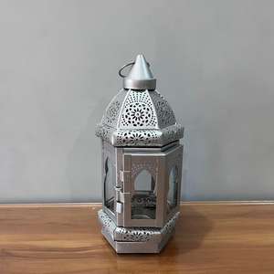 Lanterne en fer de style marocain, porte-bougie décoratif avec panneaux en verre, décoration de table pour la maison, Ramadan - Product Image 1