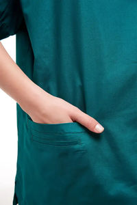 Conjunto de Uniformes Médicos Personalizados con Cuello Redondo y Cremallera, Transpirables y Cómodos, Unisex, de Mezclilla, para Hospital, con Logotipo Personalizado - Product Image 4