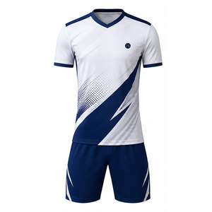 Maillot et short de football confortables, parmi les plus vendus, pour les entraînements et les matchs des clubs de football. - Product Image 2