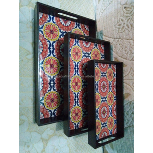 Ensemble de plateaux de service rectangulaires faits à la main avec cadre rouge, imprimé floral vintage rose, plateau décoratif pour le petit-déjeuner, pour la maison et les cadeaux - Product Image 3