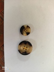 กระดุมเขาควายอาเกตธรรมชาติแกะสลักสไตล์สัตว์พร้อมคุณสมบัติกันน้ำ - Product Image 4