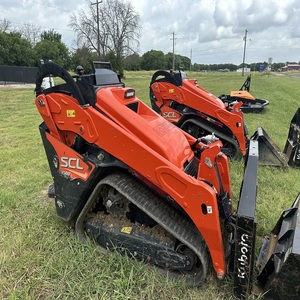 Chargeuse sur chenilles compacte Kubota SCL 1000 Diesel pour la construction, l'aménagement paysager, l'agriculture et la manutention de matériaux avec garantie de 3 ans - Product Image 3