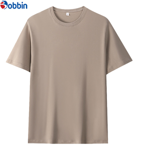 เสื้อยืดคอกลมแขนสั้นผ้าไหม/ผ้าฝ้ายสำหรับผู้ชายไซส์ใหญ่ ดีไซน์ใหม่ขายดี สวมใส่สบาย ระบายอากาศได้ดี แห้งเร็ว พร้อมโลโก้ด้านหน้า - Product Image 4