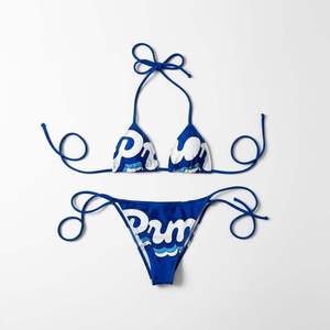 Conjunto de Bikini de Dos Piezas con Cuello Halter y Estampado de Letras a Cuadros/Paisley Rosa para Mujer, con Logotipo Frontal, Tejido Elástico Ecológico - Product Image 5