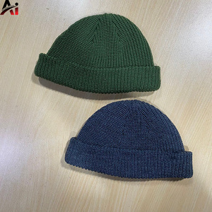 Gorros de punto personalizados al por mayor, con logotipo de marca OEM, gorros de invierno cálidos de acrílico para adultos, directo de fábrica. - Product Image 6
