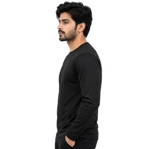 Camiseta cómoda de manga larga para hombre con material duradero y costuras resistentes, con un diseño limpio y un acabado suave. - Product Image 3