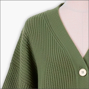 Cardigan en tricot brodé à col en V et lacets pour femme, tendance, avec logo personnalisé, en coton patchwork anti-plis pour l'hiver - Product Image 2