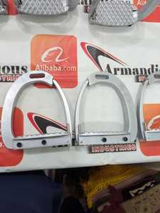 Estribos de Seguridad para Caballos de Aluminio Premium Personalizados, con Superficie Ancha Antideslizante, para Equitación, Proveedor de Fábrica OEM ODM - Product Image 6