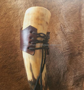 Venta caliente de la mejor calidad de cuerno para beber de buey hecho a mano real con soporte de cuero real a precios de mayorista - Product Image 2