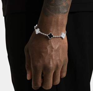 Bracelet chaîne en argent 925 plaqué rhodium de luxe avec maillons en forme de fleur en cristal, unisexe, à porter tous les jours, disponible au meilleur prix - Product Image 4