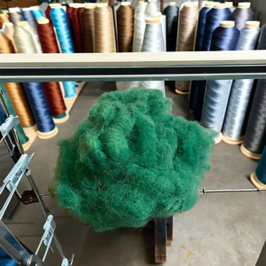 Fibre discontinue Vikohasan GRS en polyester recyclé vert solide 20D SD de qualité supérieure, ignifuge, résistante à l'abrasion, fiable - Product Image 1