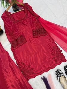 Conjunto de Túnica Holgada Rosa Lila de Diseñador 2026 con Apliques en Contraste y Borde Festoneado, Traje al por Mayor Estilo Pakistaní, Vestido de Manga Ancha - Product Image 4