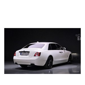 Rolls-Royce Ghost 6.7 EWB V12 Novembre 2021 8 945 km Boîte de vitesses automatique Sièges en cuir Volant à gauche Caméra arrière - Product Image 2