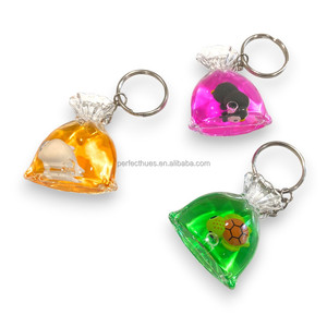 Acrylic lỏng nổi công viên biển chủ đề vui Keychain - Product Image 3