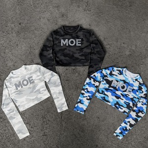 T-shirt camouflage personnalisé imprimé numériquement, coupe vintage délavée, coton épais, coupe courte et carrée, motif Real Tree Camo pour hommes - Product Image 1