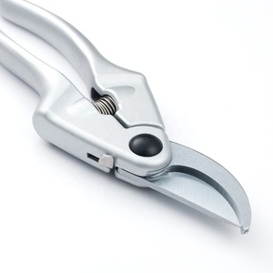 Tijeras de Podar Profesionales de Alta Resistencia con Mango de Aleación de Aluminio, Marca Kwang Hsieh, OEM ODM - Product Image 3