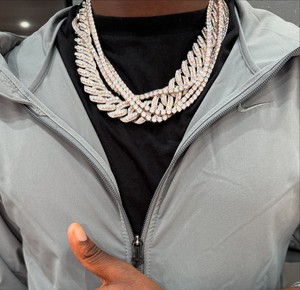 Collar de Cadena Cubana Trenzada con Moissanita, Chapado en Oro sobre Plata, Joyería de Moda Hip Hop, Certificado GRA, Diseño Iced Out - Product Image 1
