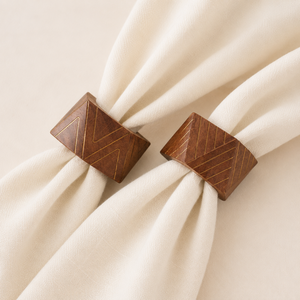 Anneaux de serviette en bois géométriques faits à la main pour la décoration de table de mariage de luxe, porte-serviettes en bois naturel écologique - Product Image 3
